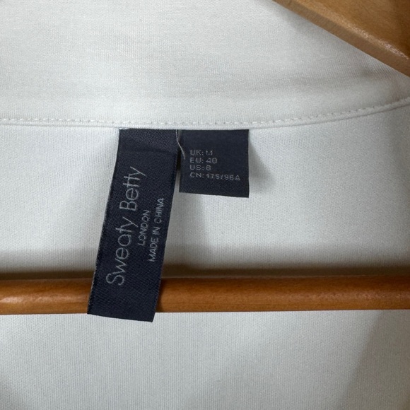 Sweaty Betty Sand Wash Funnel Neck Half Zip Sweatshirt - Picture 5 of 8